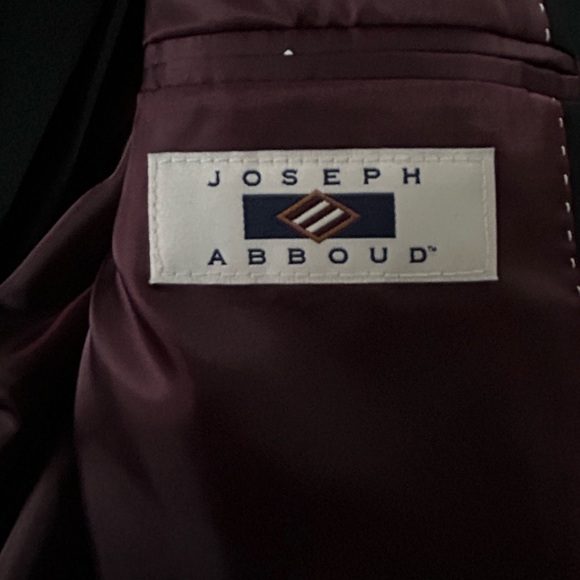 Boys’ Joseph Abboud Black Suit (Jacket/Pants) - Picture 7 of 8